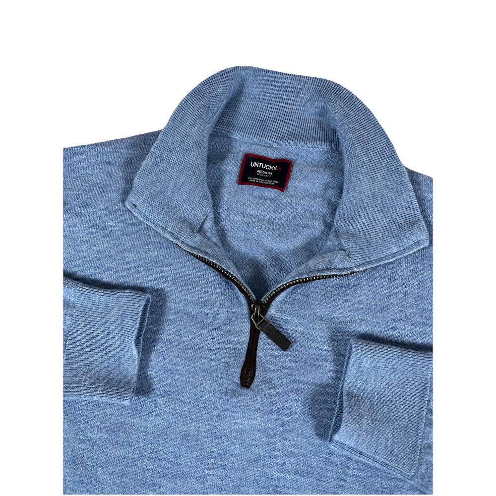 UNTUCKit Belguardo Suede Light Blue Merino Wool Mock Neck 1/4 Zip Sweater Sz Med